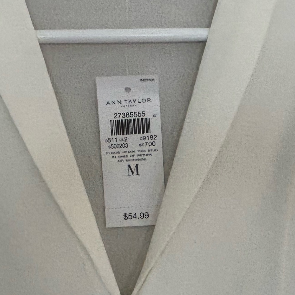 Ann Taylor NWT blouse size M - Picture 8 of 8